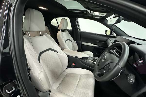 2023 Lexus UX UX300e Sports Luxury KMA10R