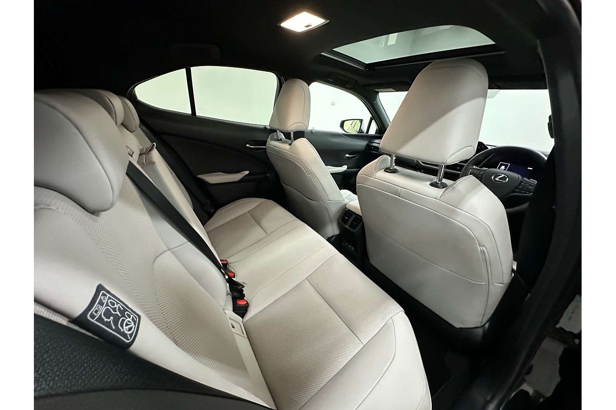2023 Lexus UX UX300e Sports Luxury KMA10R