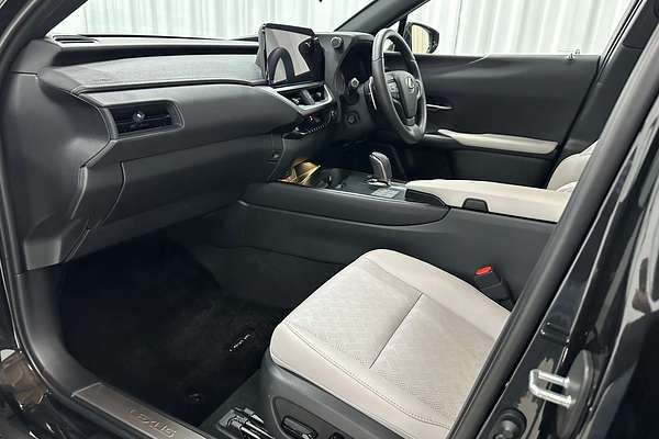 2023 Lexus UX UX300e Sports Luxury KMA10R