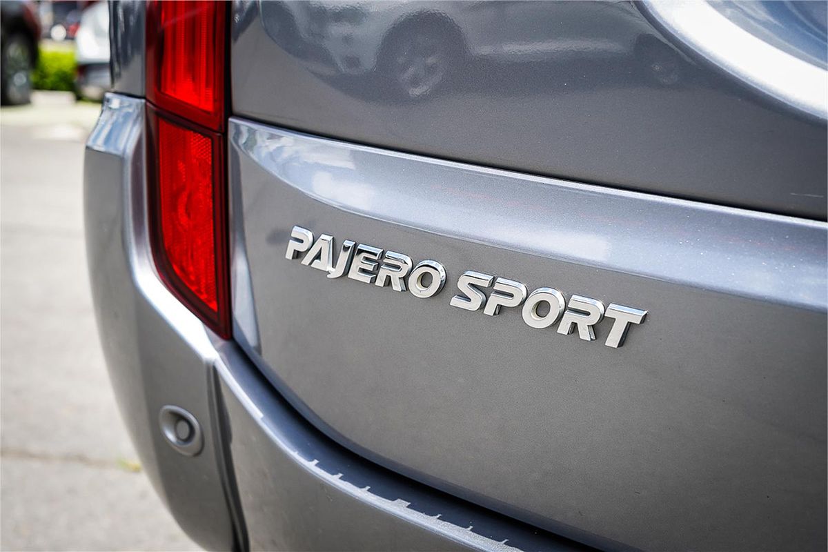 2016 Mitsubishi Pajero Sport GLS QE