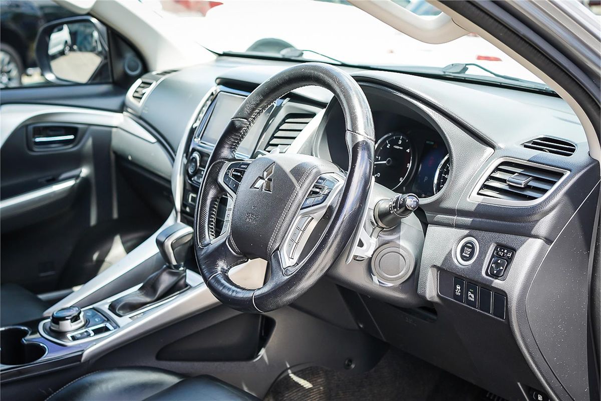 2016 Mitsubishi Pajero Sport GLS QE