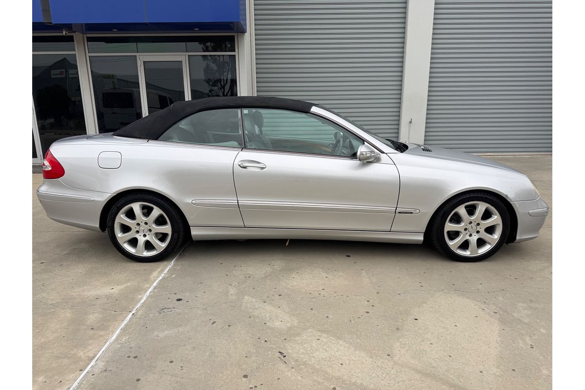 2003 Mercedes-Benz CLK-Class CLK320 Elegance A209