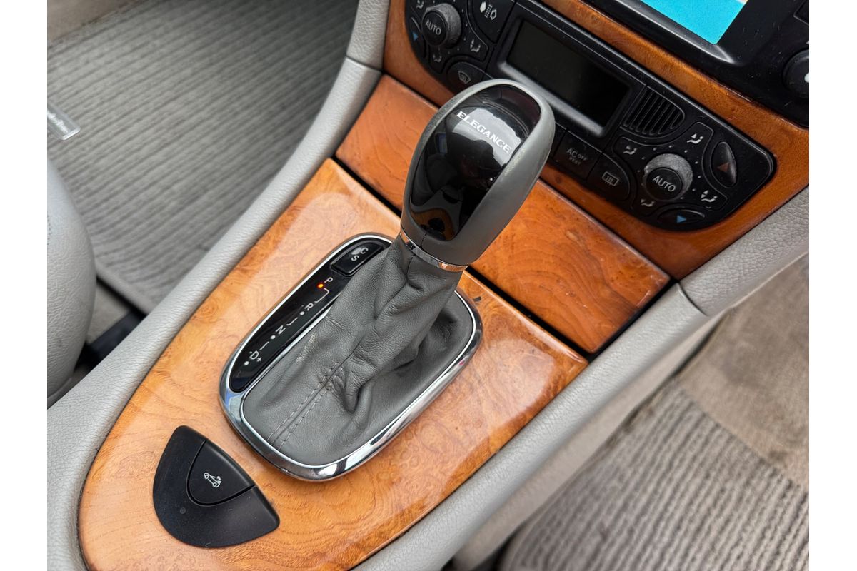 2003 Mercedes-Benz CLK-Class CLK320 Elegance A209