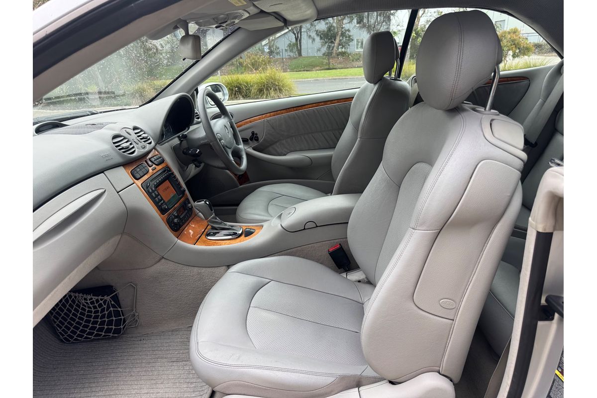 2003 Mercedes-Benz CLK-Class CLK320 Elegance A209