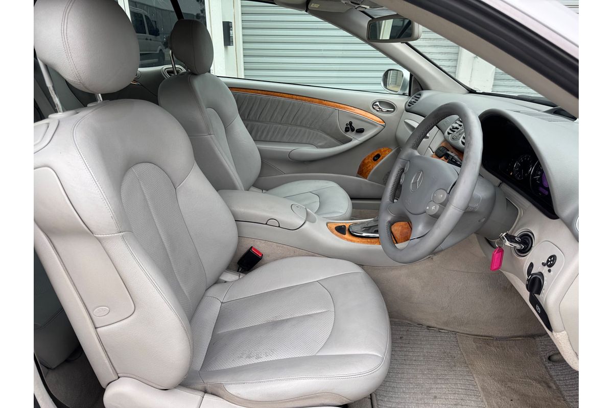 2003 Mercedes-Benz CLK-Class CLK320 Elegance A209
