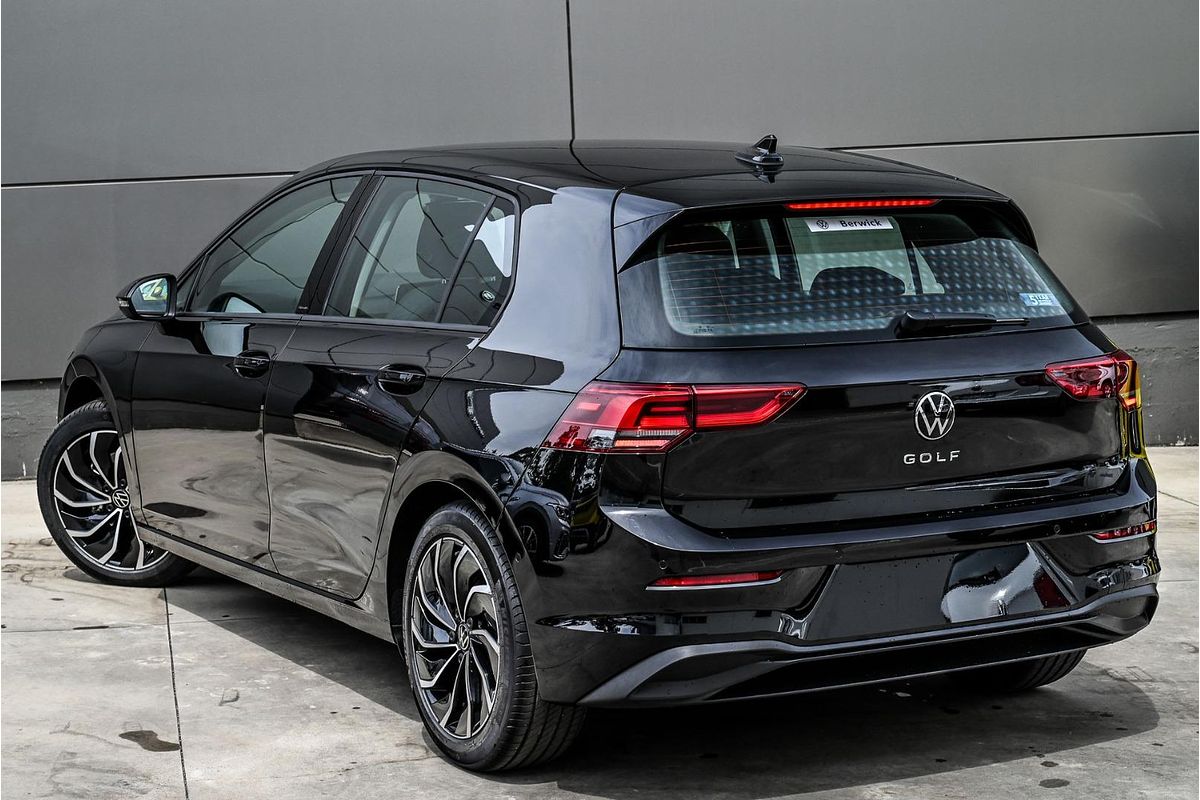 2024 Volkswagen Golf 110TSI Life 8