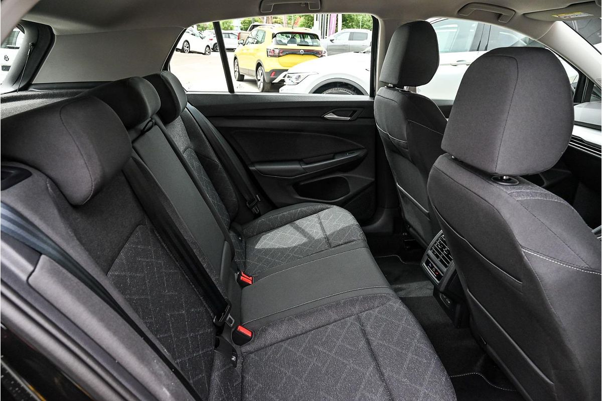 2024 Volkswagen Golf 110TSI Life 8