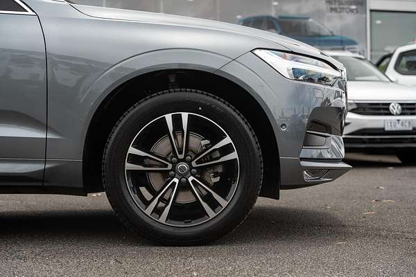 2021 Volvo XC60 T5 Momentum