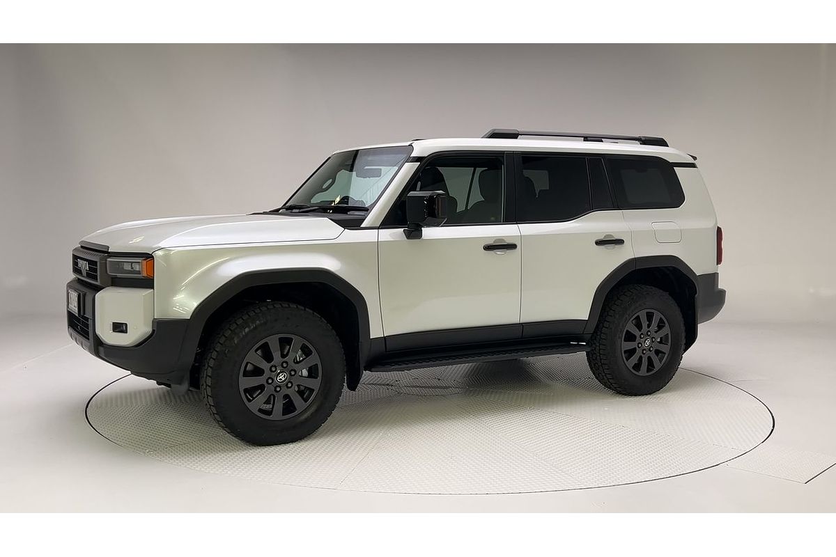 2024 Toyota Landcruiser Prado Altitude GDJ251R