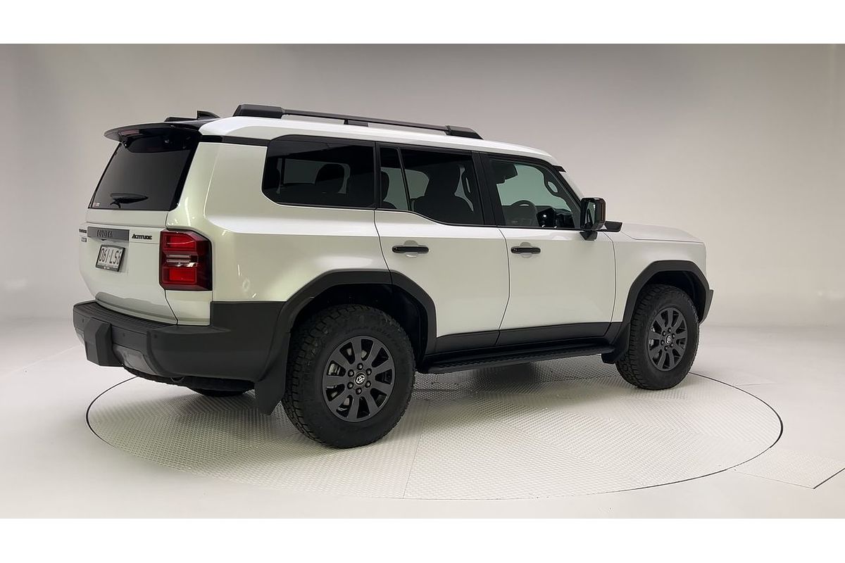 2024 Toyota Landcruiser Prado Altitude GDJ251R