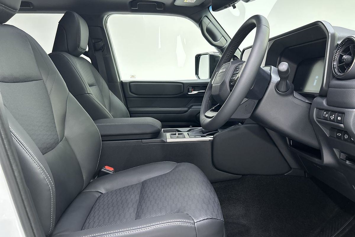 2024 Toyota Landcruiser Prado Altitude GDJ251R