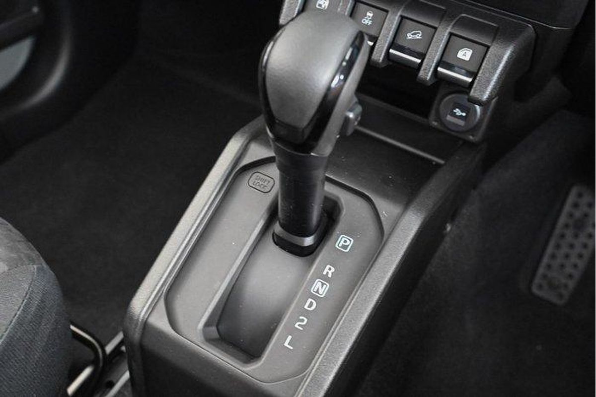 2024 Suzuki Jimny GLX GJ