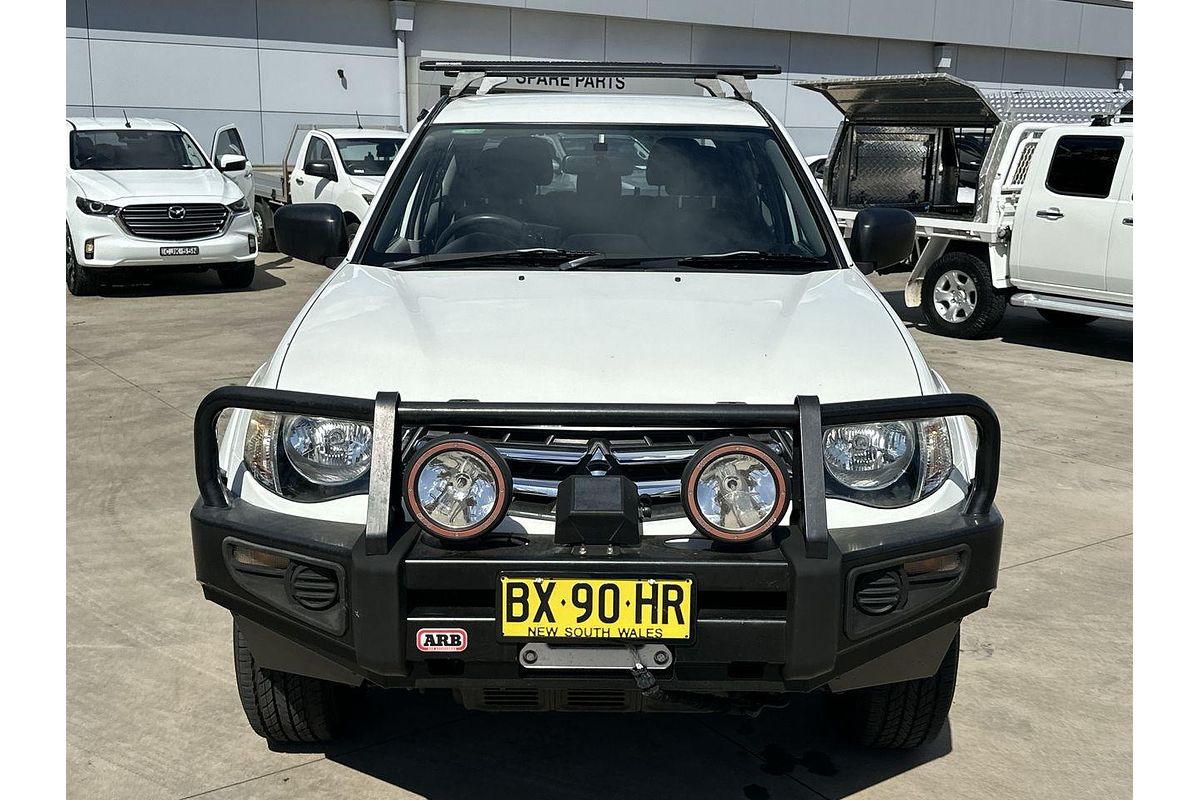 2013 Mitsubishi Triton GLX MN 4X4