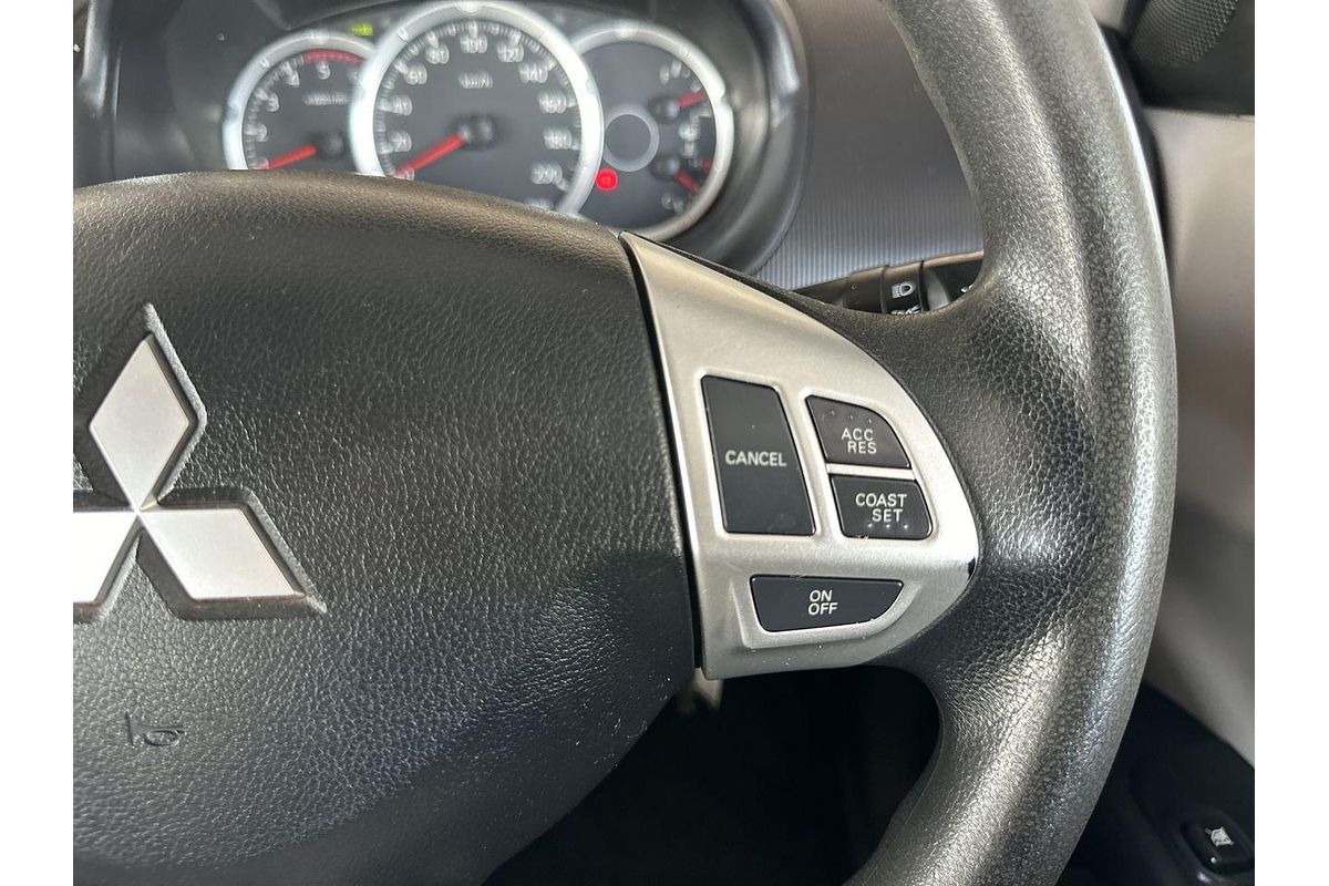 2013 Mitsubishi Triton GLX MN 4X4
