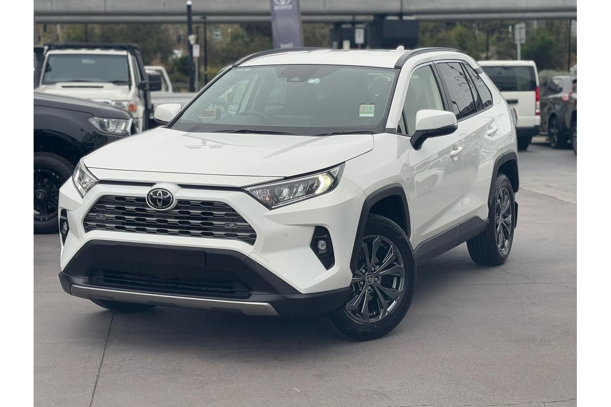 2024 Toyota RAV4 GXL MXAA52R