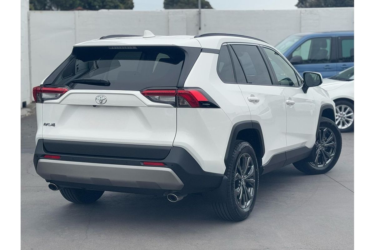 2024 Toyota RAV4 GXL MXAA52R
