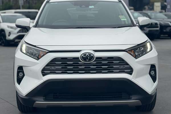 2024 Toyota RAV4 GXL MXAA52R