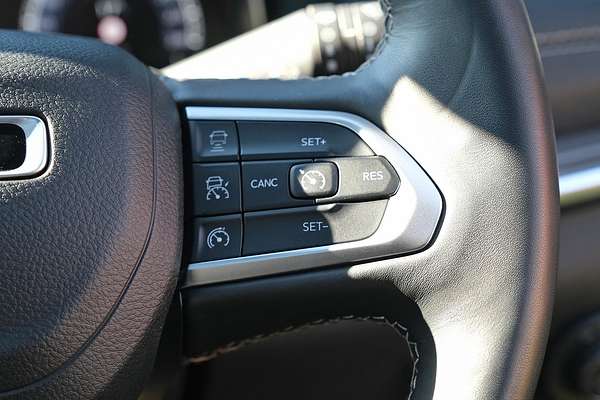 2023 Jeep Compass S-Limited M6