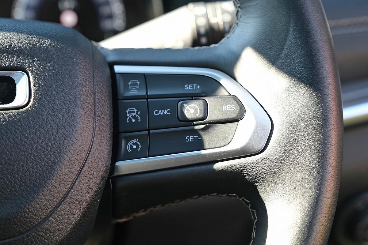 2023 Jeep Compass S-Limited M6