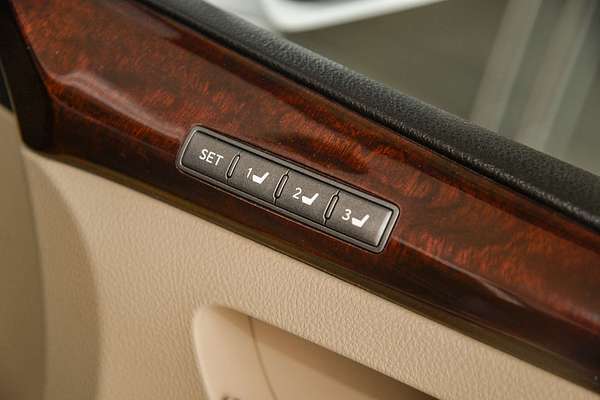 2010 Lexus LX LX570 Sports Luxury URJ201R