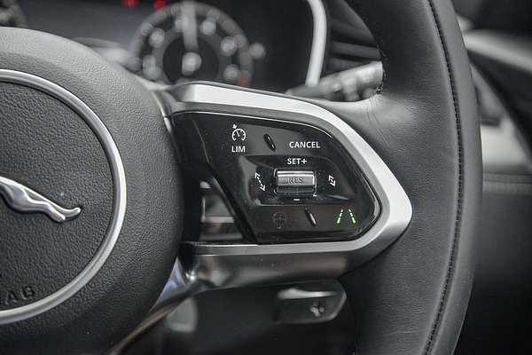 2024 Jaguar F-PACE P250 R-Dynamic SE X761