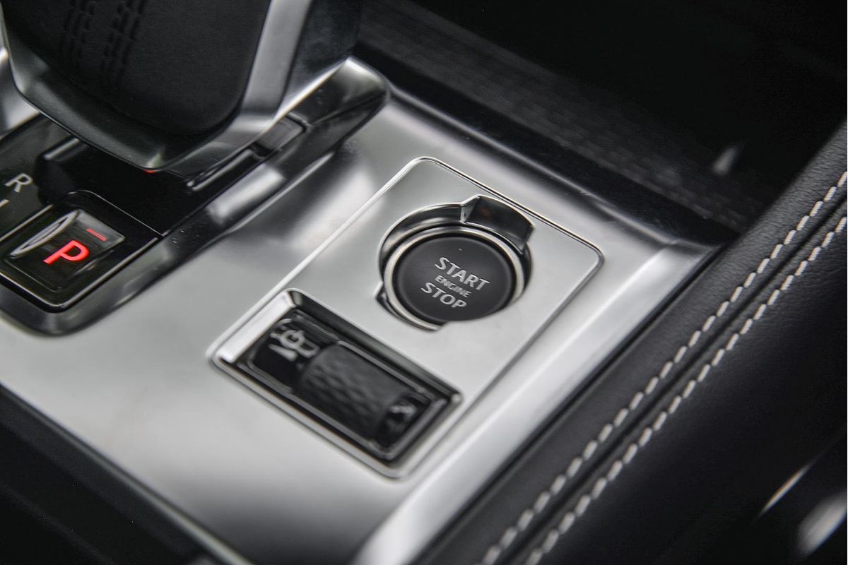 2024 Jaguar F-PACE P250 R-Dynamic SE X761
