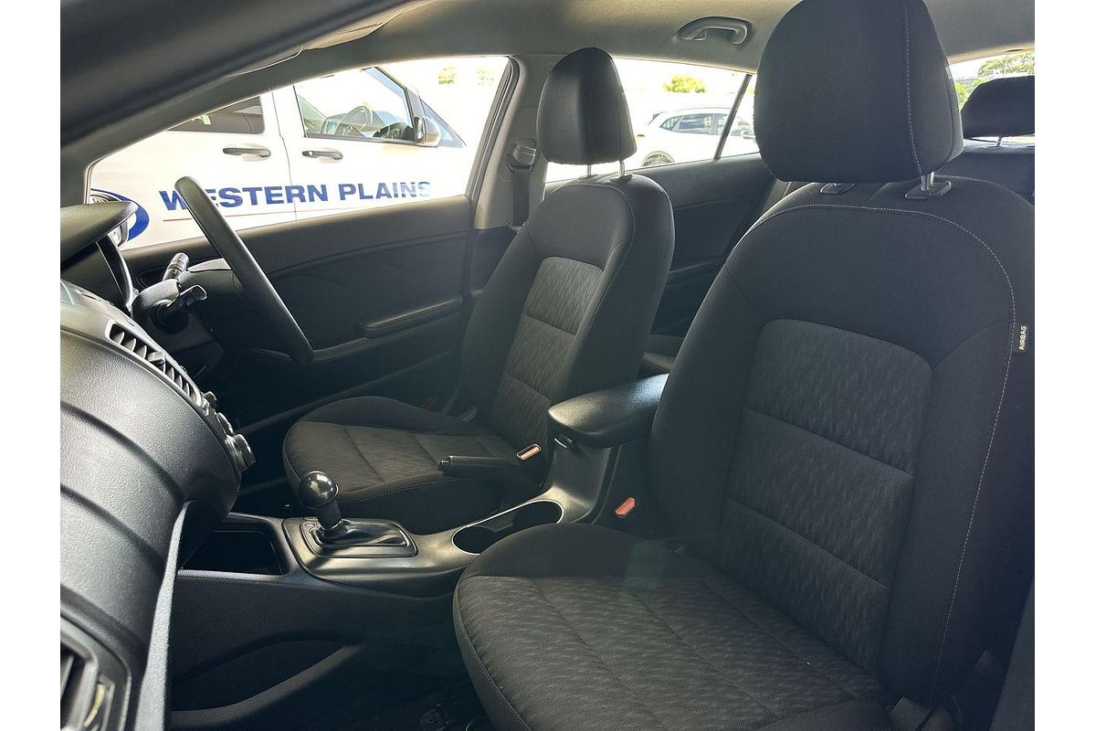 2016 Kia Cerato S YD