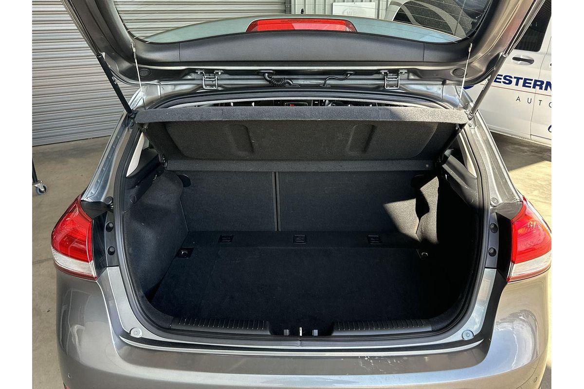 2016 Kia Cerato S YD