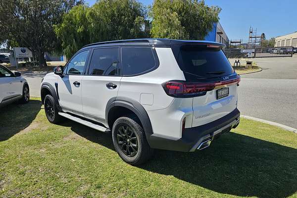 2024 LDV D90 Executive SV9A