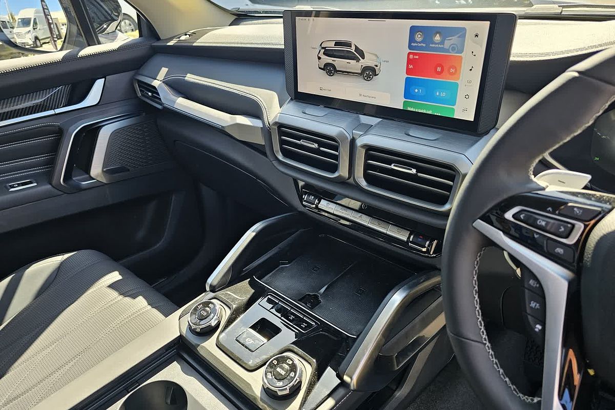 2025 LDV D90 Executive SV9A