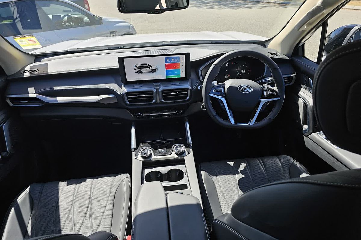 2025 LDV D90 Executive SV9A