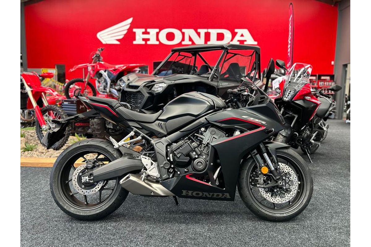 2024 Honda CBR650R E-CLUTCH