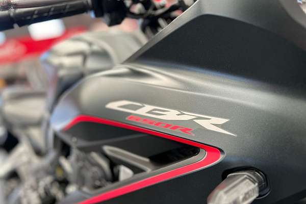 2024 Honda CBR650R E-CLUTCH