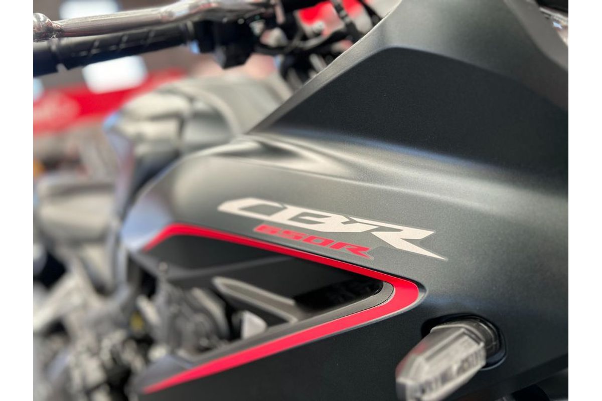 2024 Honda CBR650R E-CLUTCH