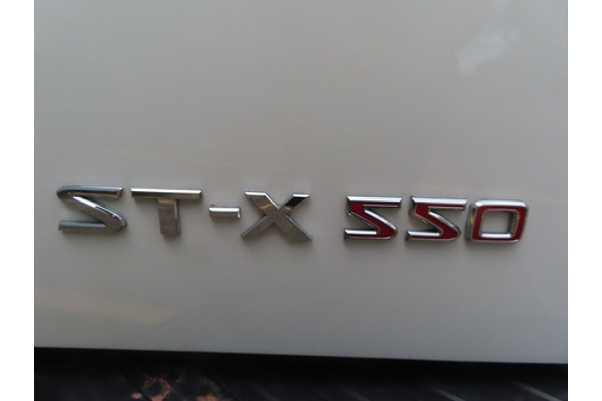 2011 Nissan Navara ST-X 550 D40 4X4