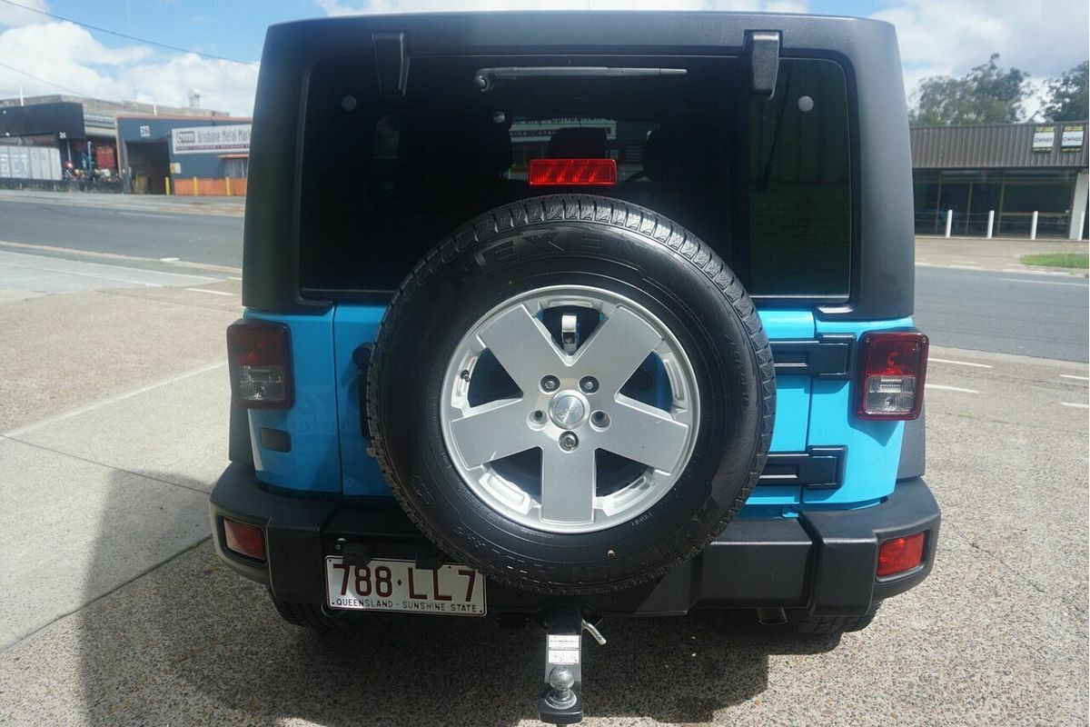 2017 Jeep Wrangler Unlimited Sport JK