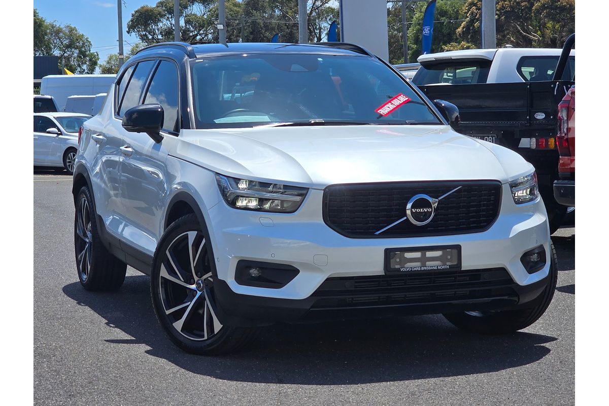 2021 Volvo XC40 T5 R-Design