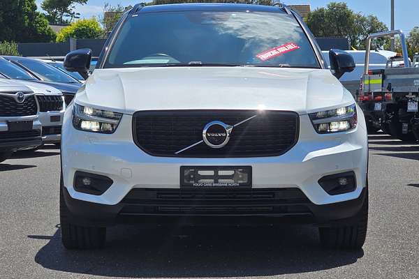2021 Volvo XC40 T5 R-Design