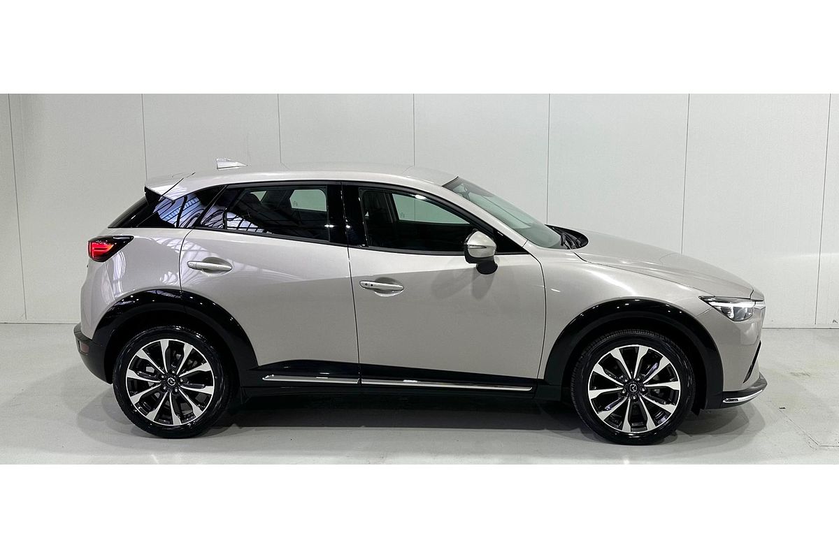 2022 Mazda CX-3 sTouring DK