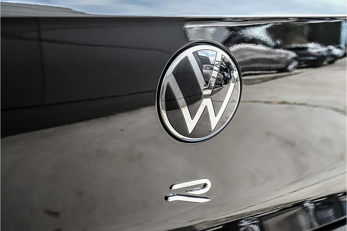 2024 Volkswagen Golf R 8