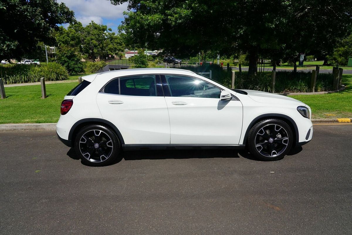2017 Mercedes-Benz GLA250 4Matic X156 MY17.5