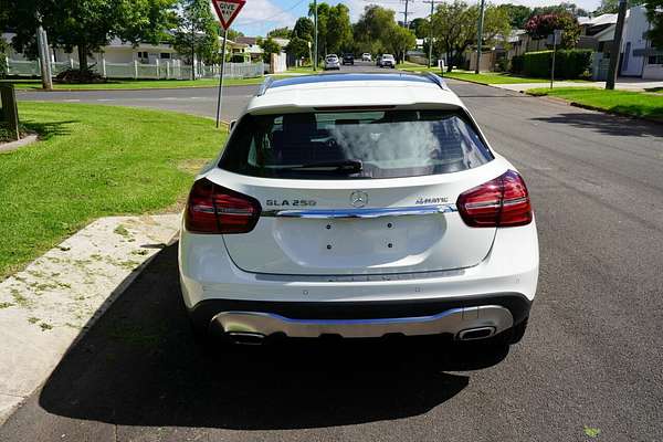 2017 Mercedes-Benz GLA250 4Matic X156 MY17.5