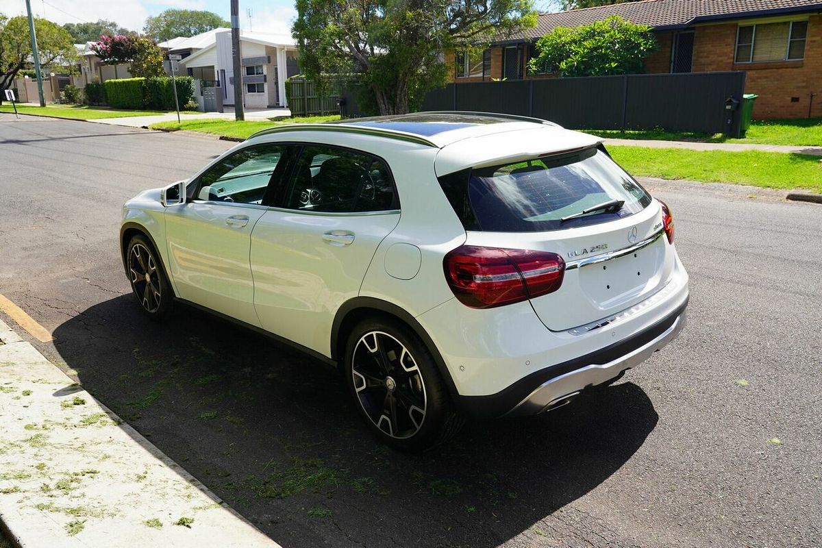 2017 Mercedes-Benz GLA250 4Matic X156 MY17.5