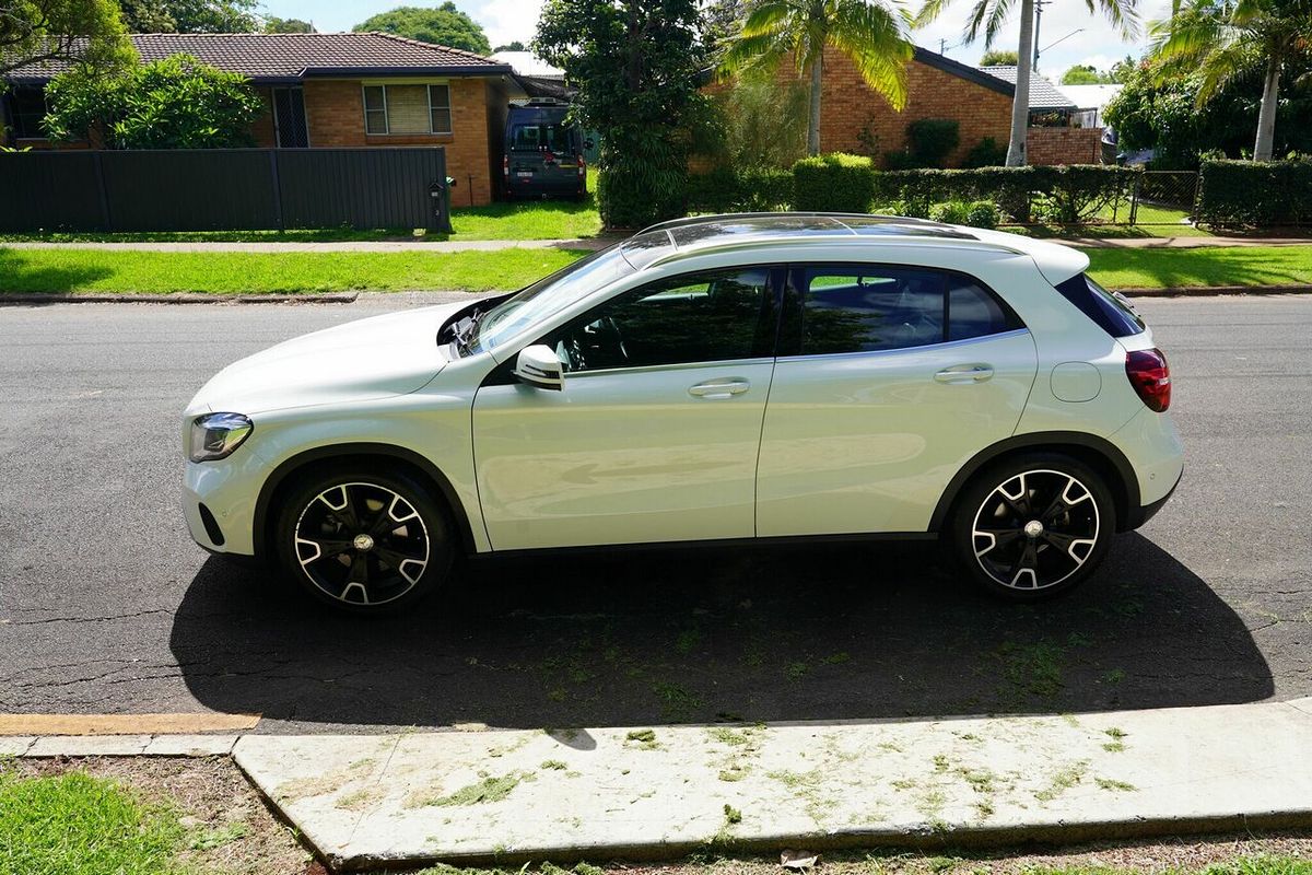 2017 Mercedes-Benz GLA250 4Matic X156 MY17.5