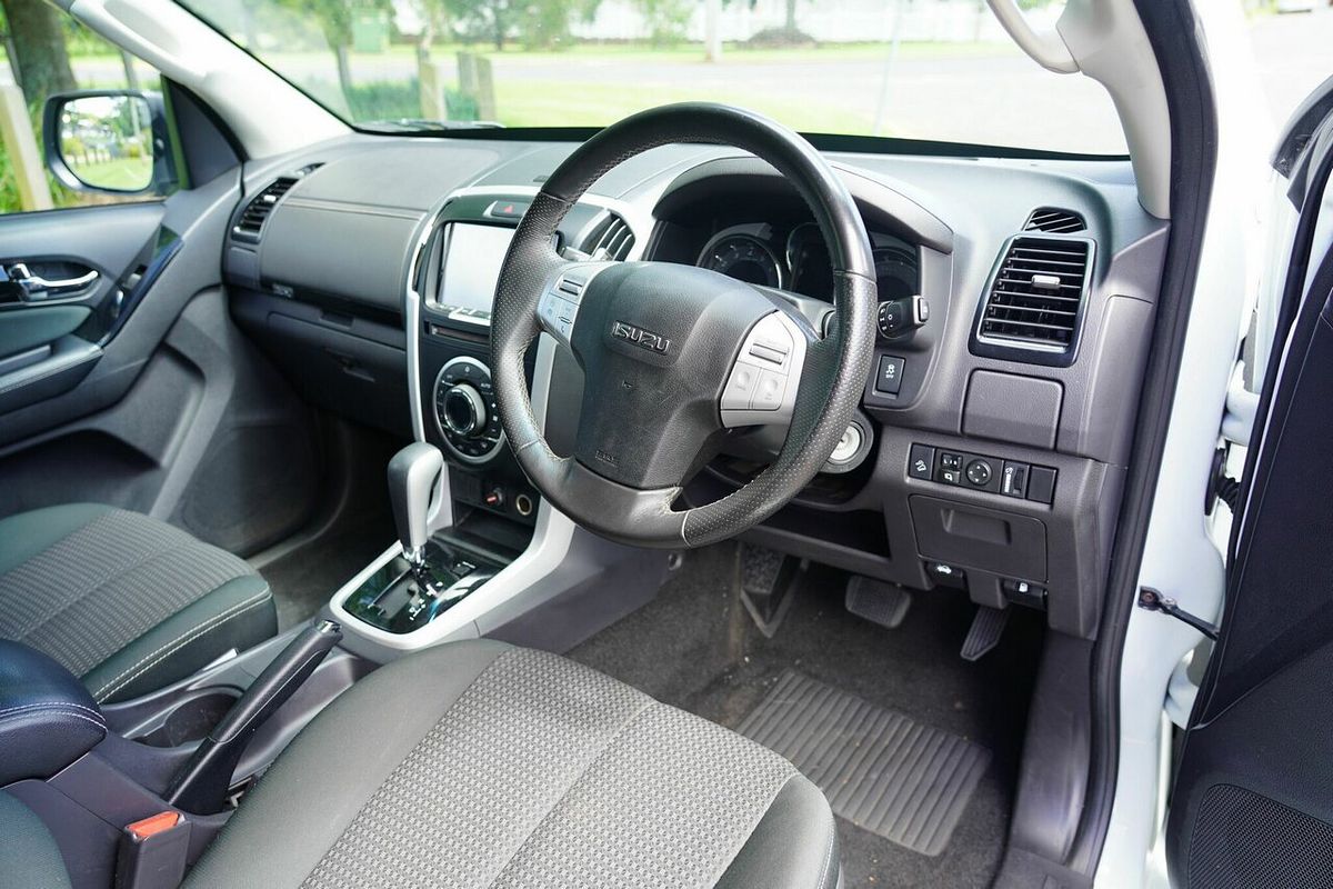 2019 Isuzu MU-X LS-T (4x2) UC MY19
