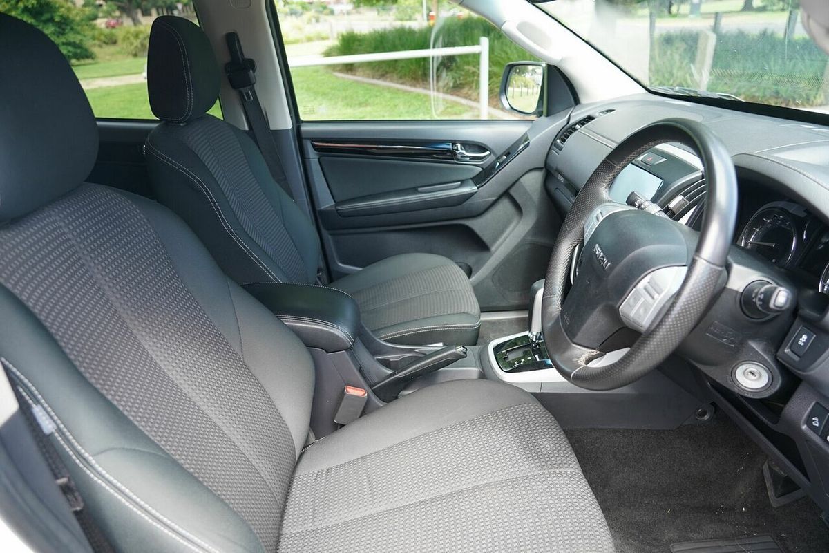 2019 Isuzu MU-X LS-T (4x2) UC MY19