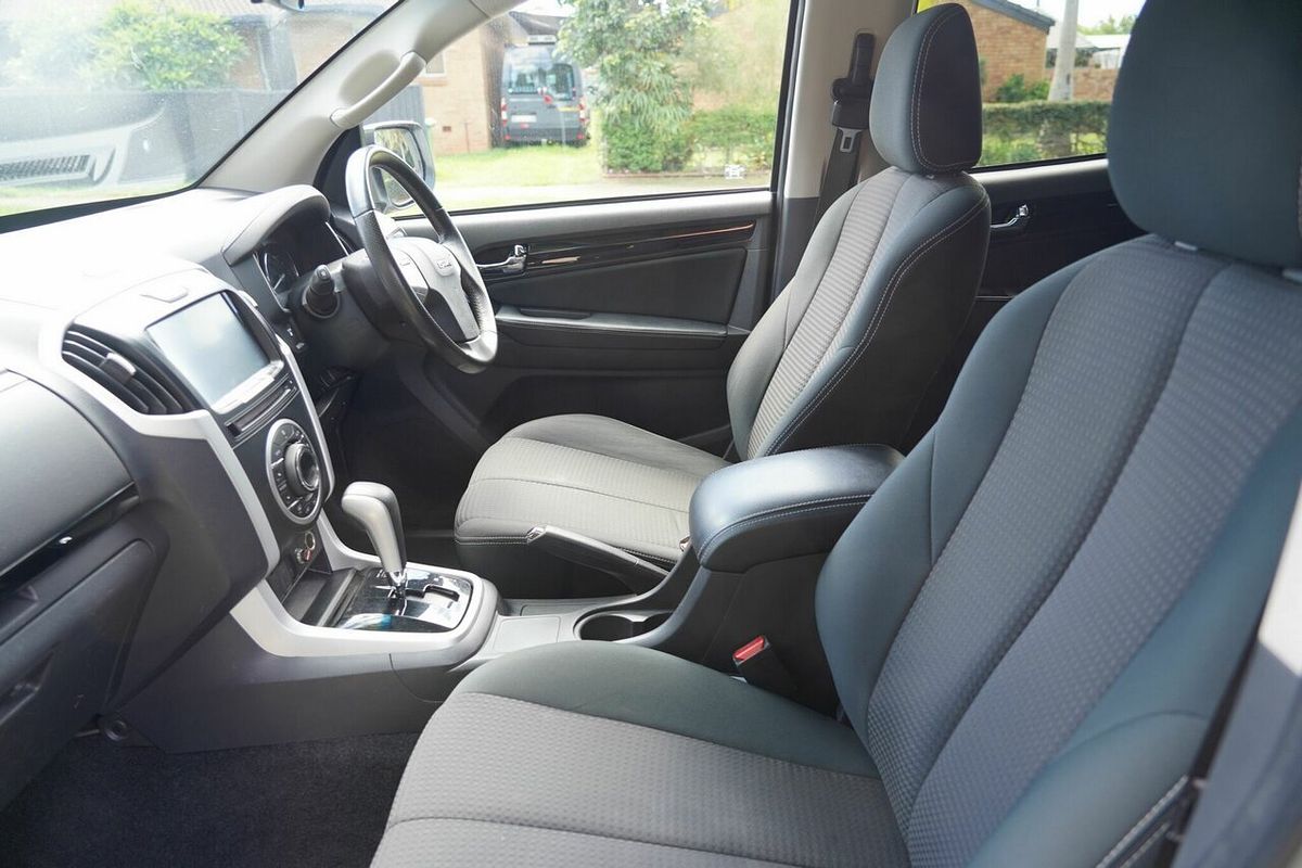 2019 Isuzu MU-X LS-T (4x2) UC MY19