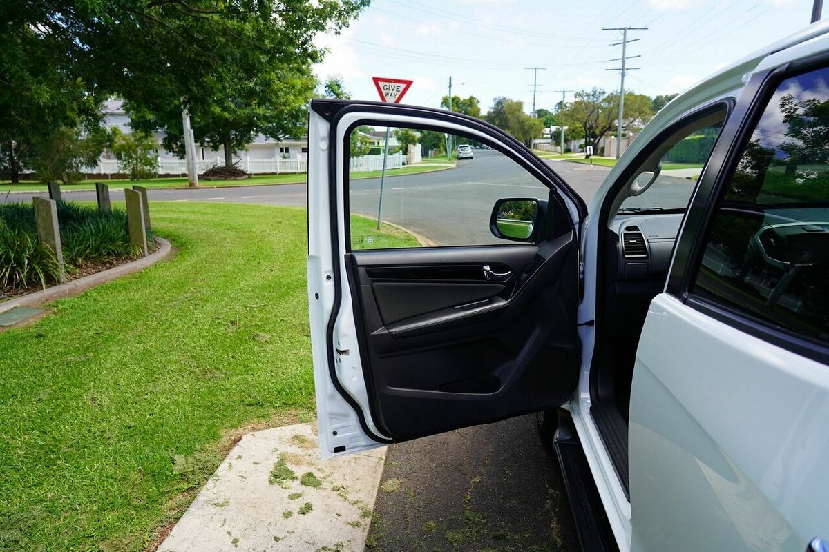 2019 Isuzu MU-X LS-T (4x2) UC MY19