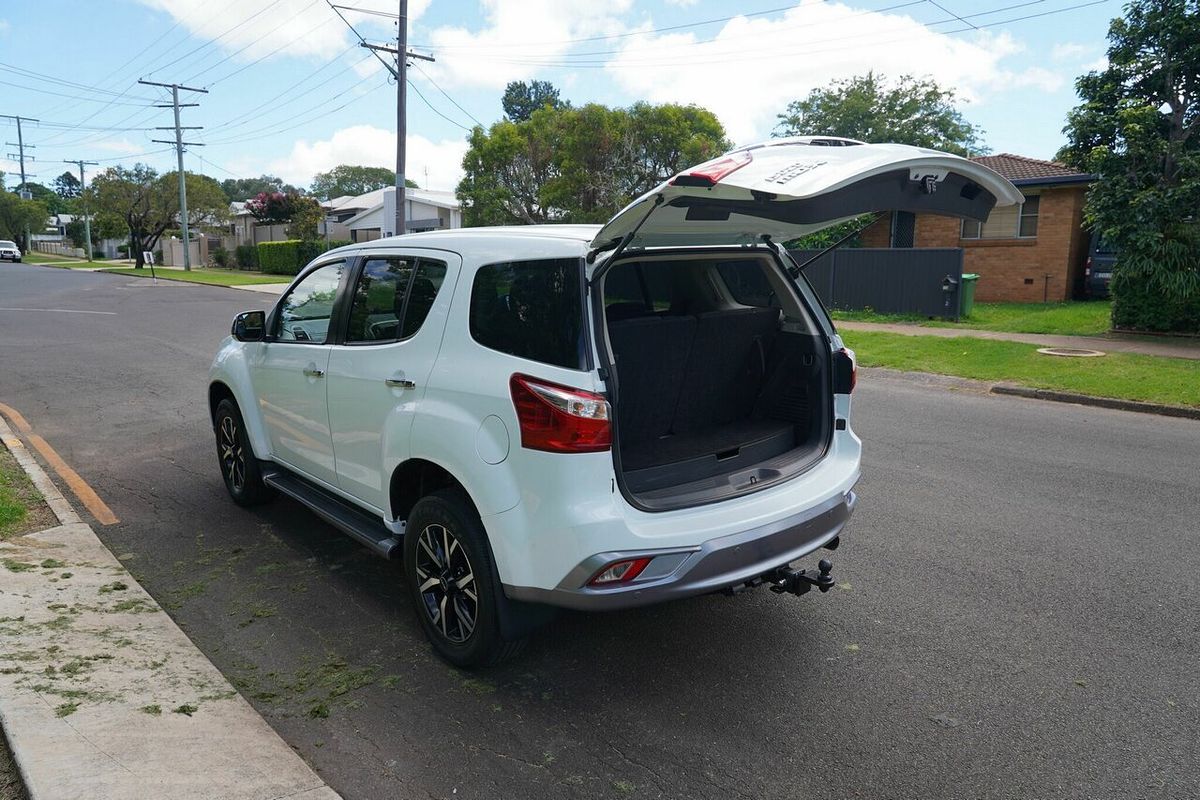 2019 Isuzu MU-X LS-T (4x2) UC MY19