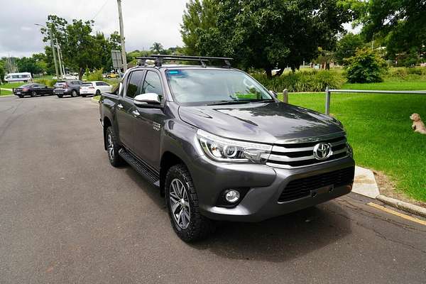 2016 Toyota Hilux SR5 (4x4) GUN126R 4X4